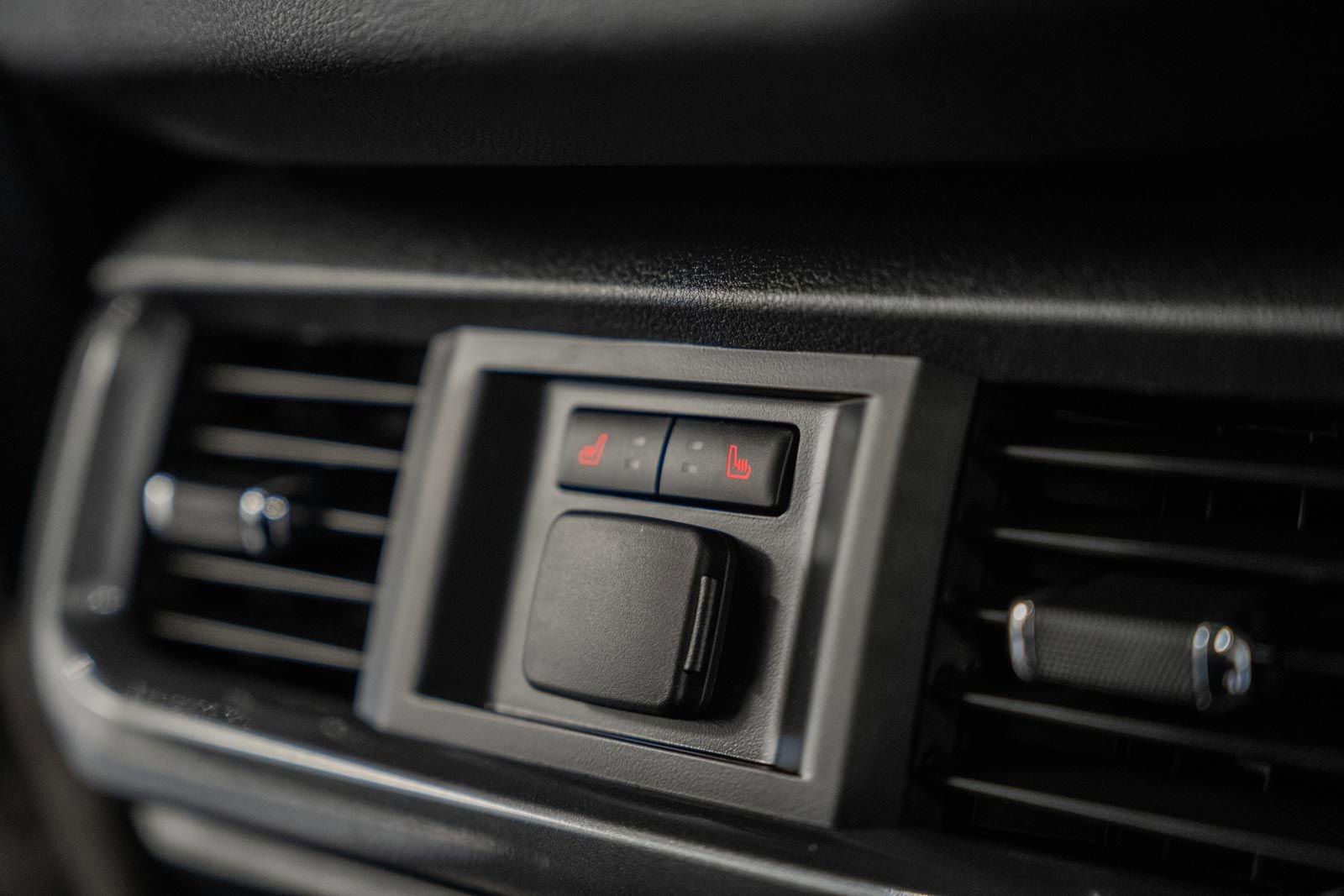 Used 2023 Ford F150 Lariat w/ Equipment Group 502A High image 42