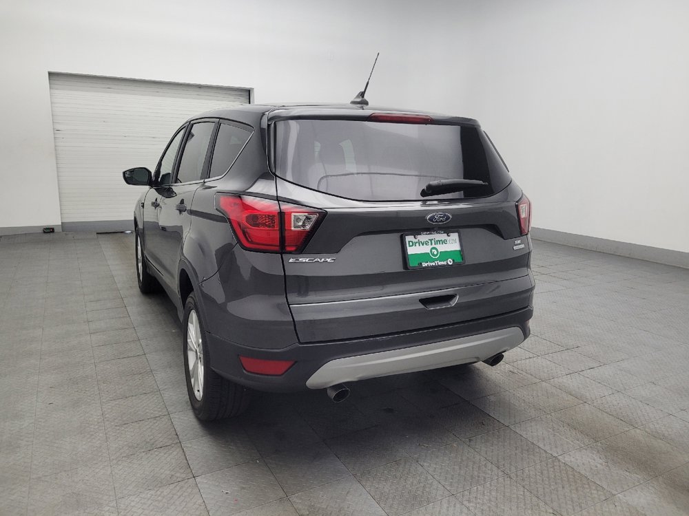 Used 2019 Ford Escape SE FWD image 5