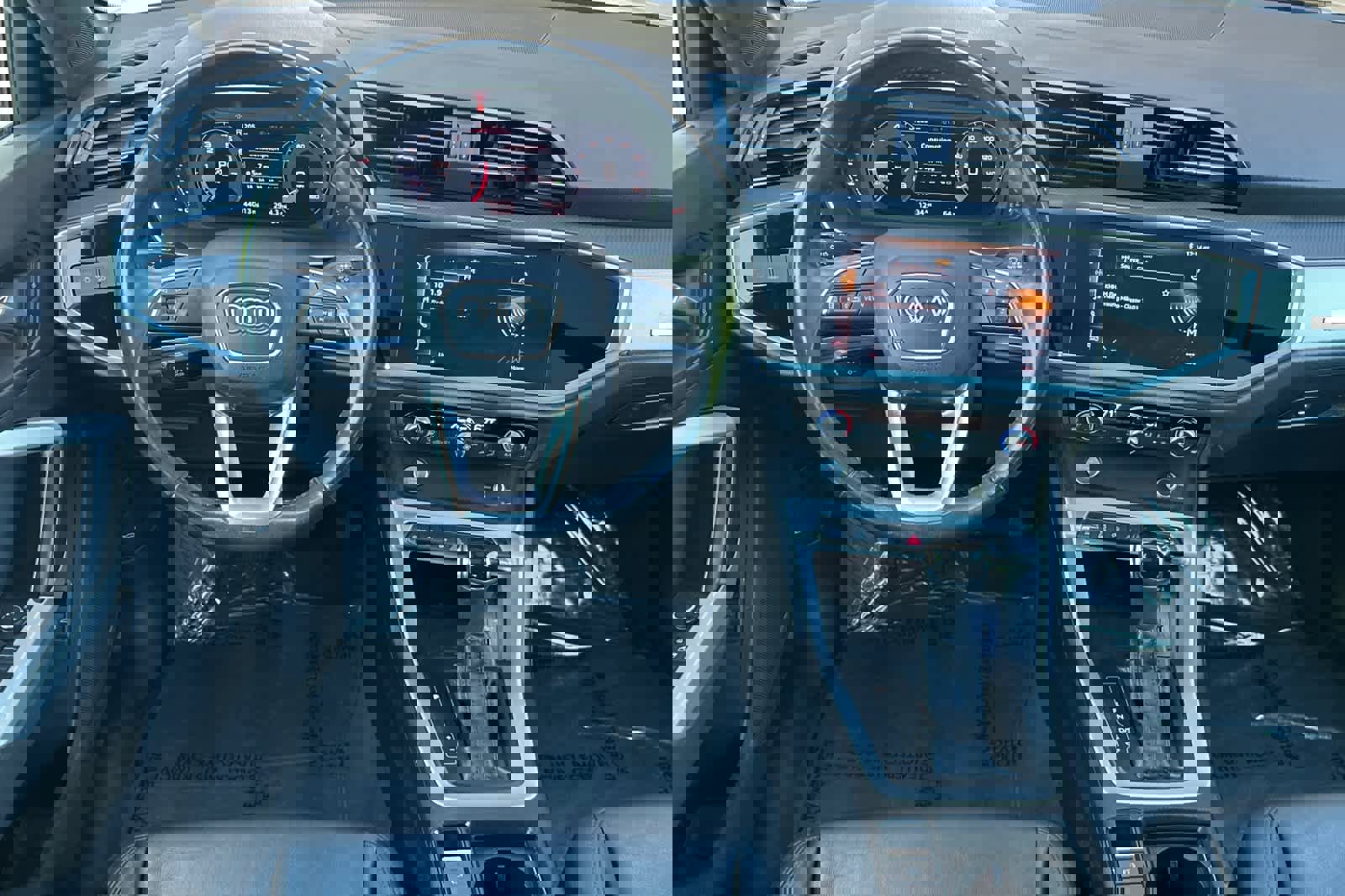 Used 2020 Audi Q3 2.0T Premium Plus w/ Premium Plus Package AWD/4WD image 15