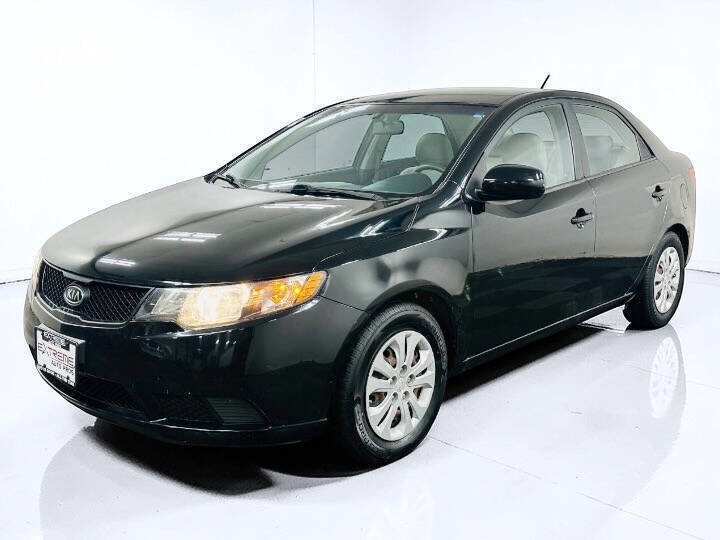Used 2010 Kia Forte LX w/ Convenience Pkg image 3