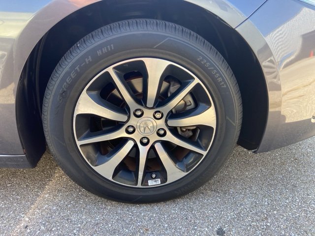 Used 2017 Acura TLX w/ Technology Package image 9