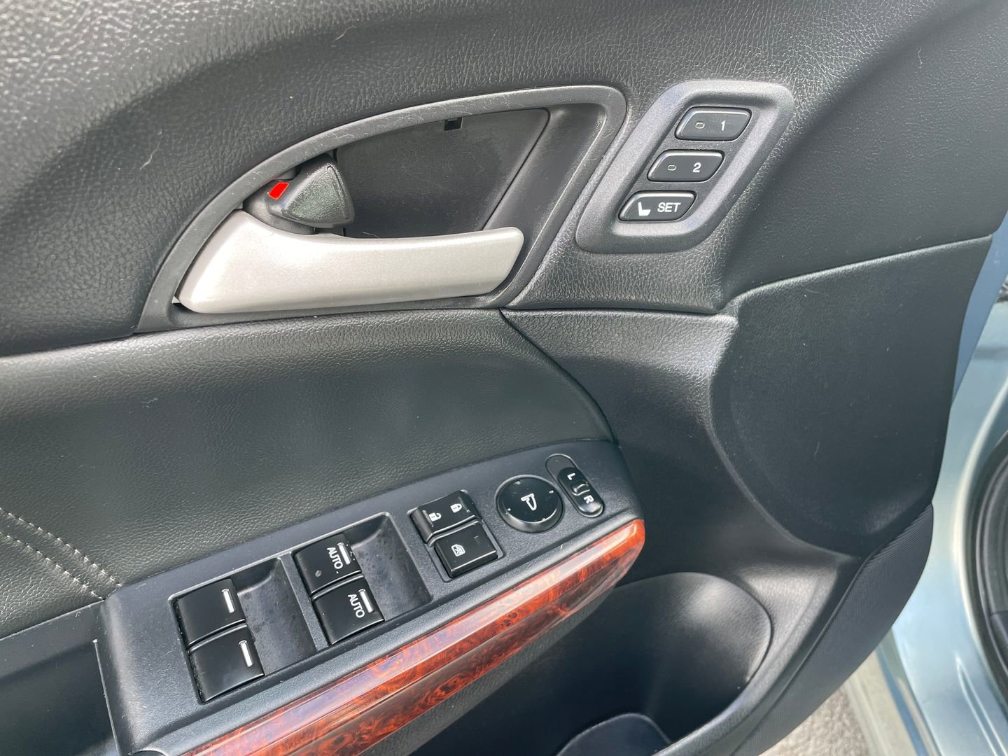 Used 2011 Honda Crosstour EX-L image 23