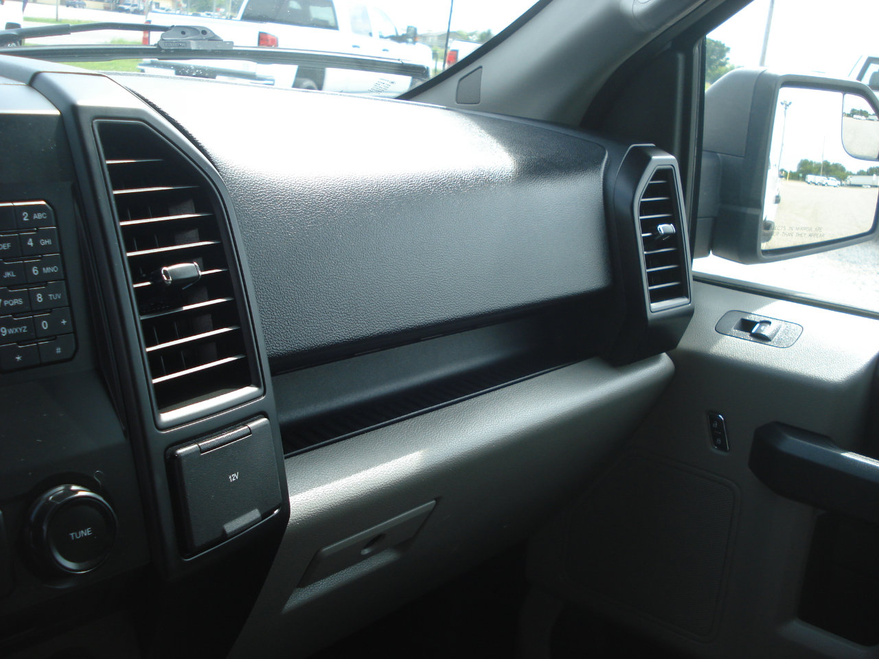 Used 2017 Ford F150 XL w/ Equipment Group 101A Mid image 39