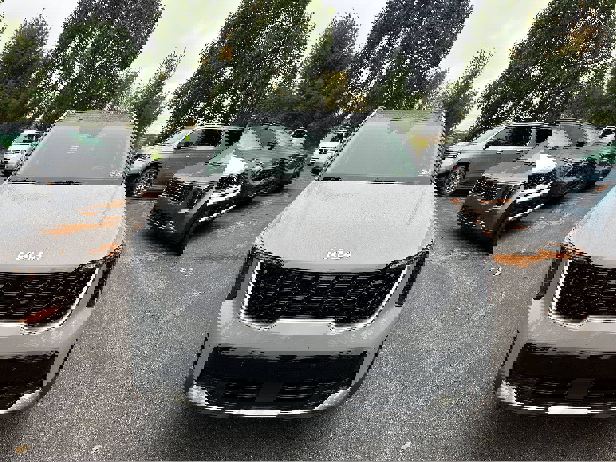 New 2026 Kia Sorento S image 2