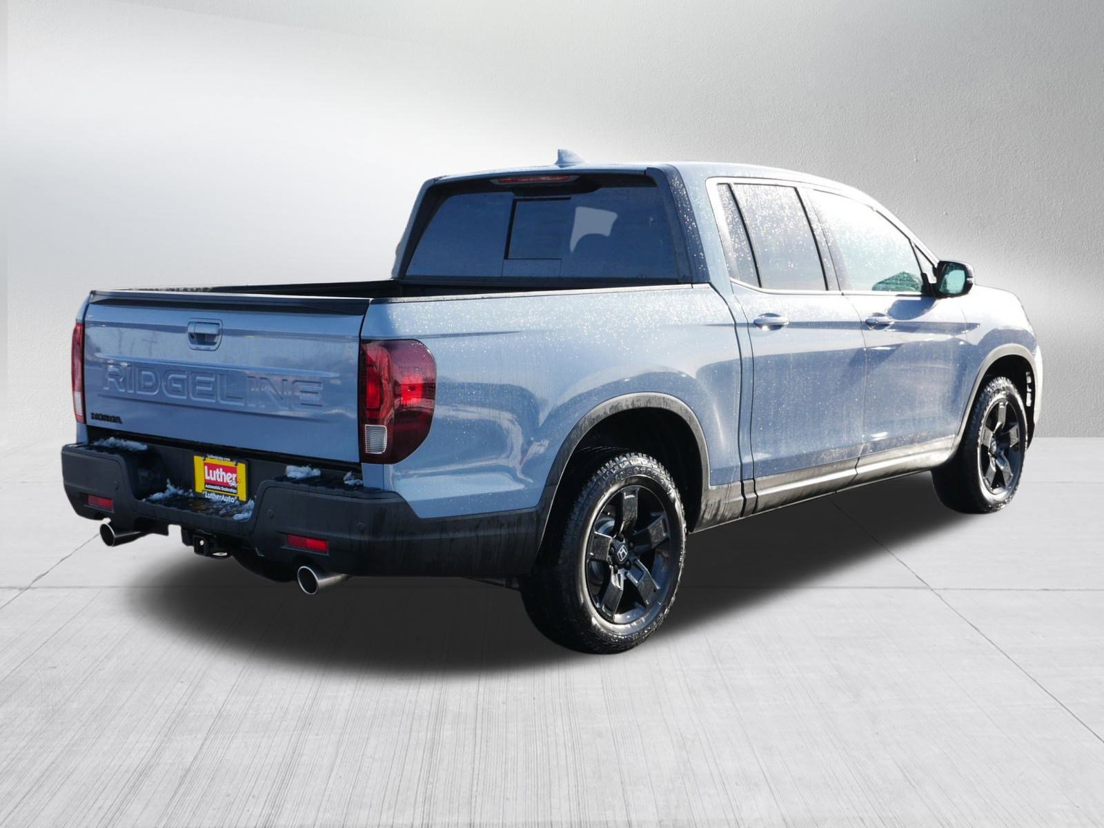 Certified 2026 Honda Ridgeline Black Edition image 7