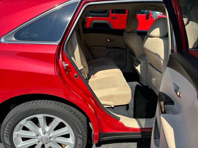 Used 2010 Toyota Venza w/ Convenience Pkg FWD image 24