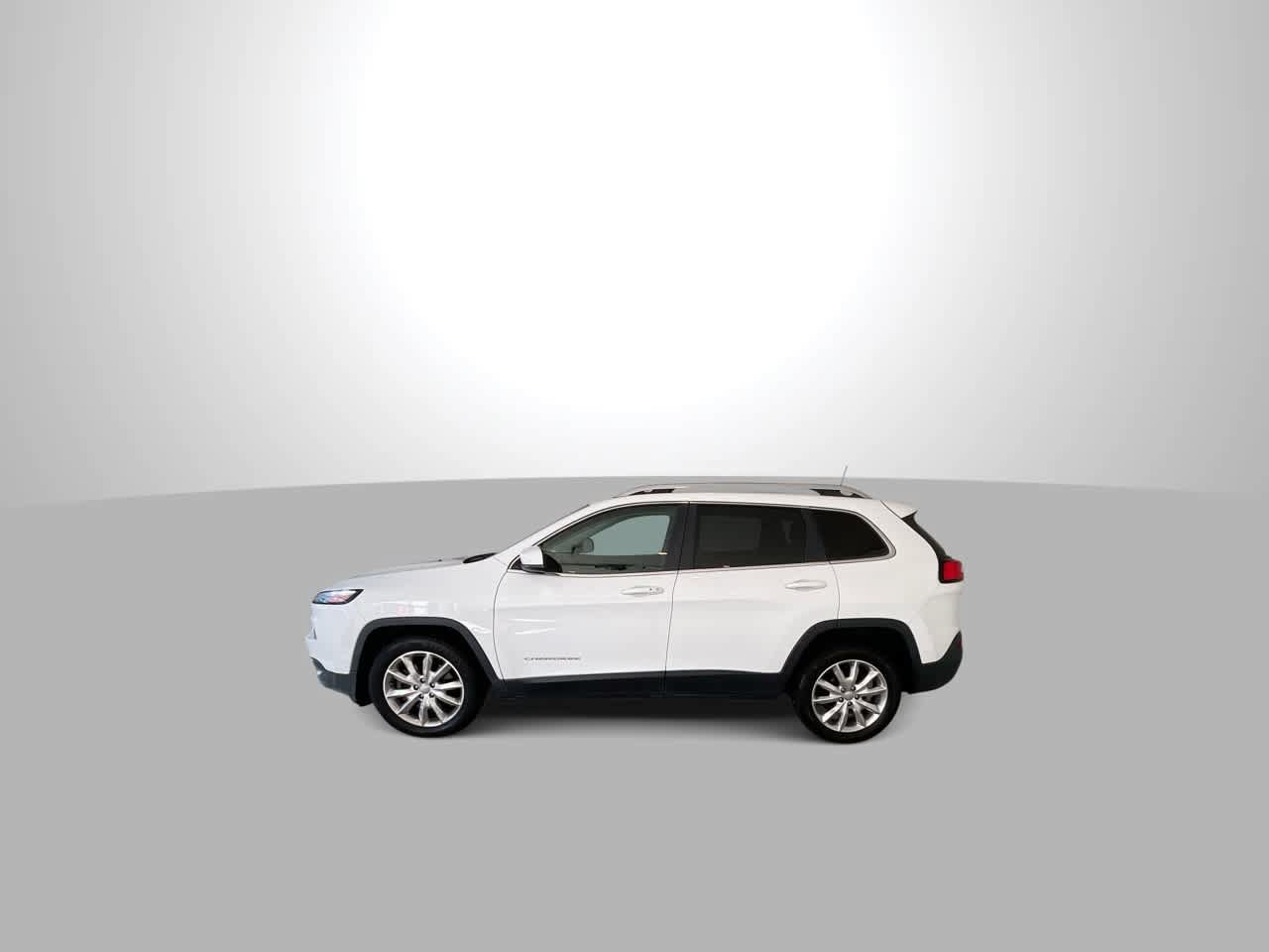 Used 2016 Jeep Cherokee Limited FWD image 5