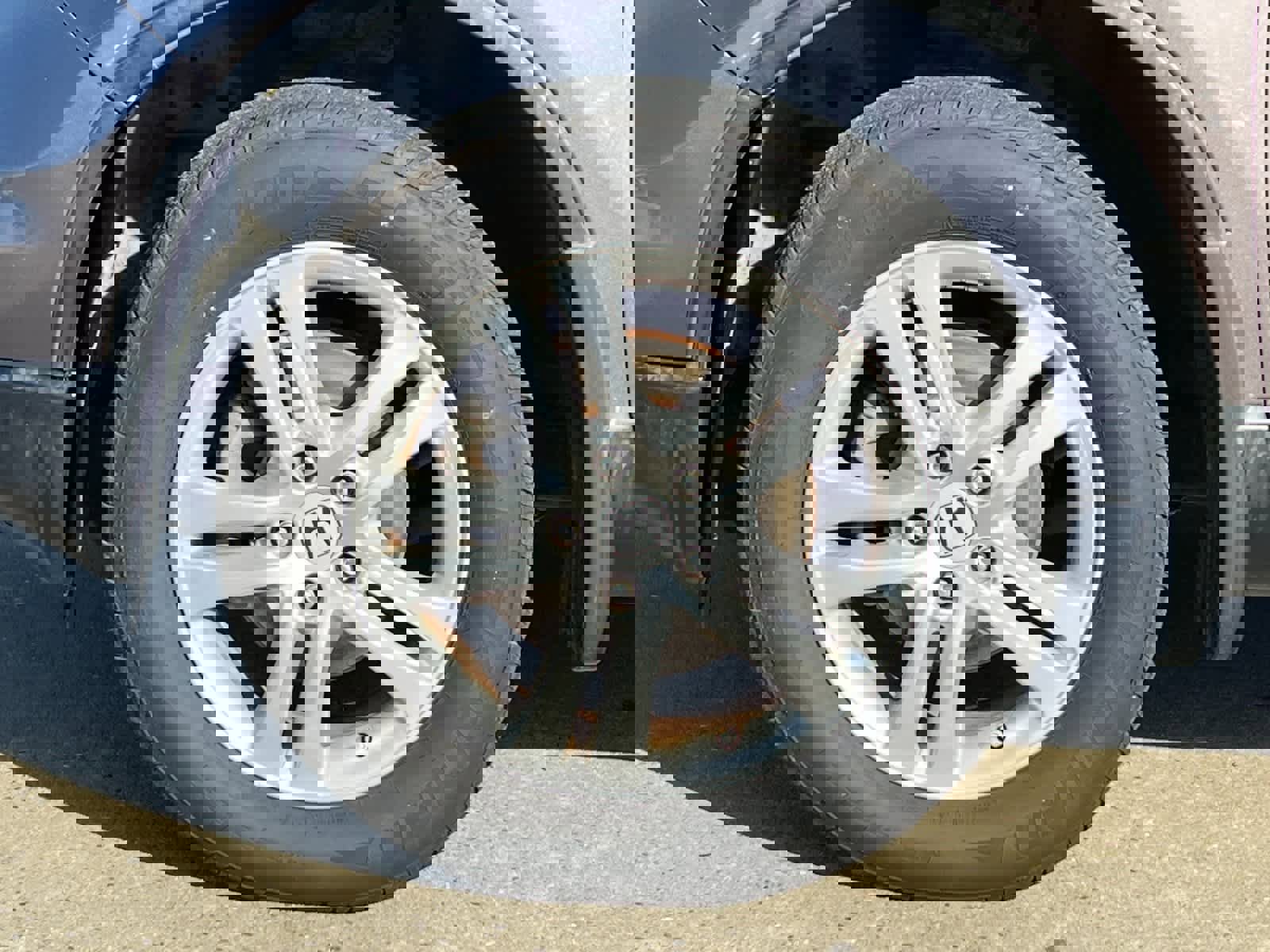 Used 2010 Honda CR-V EX image 23