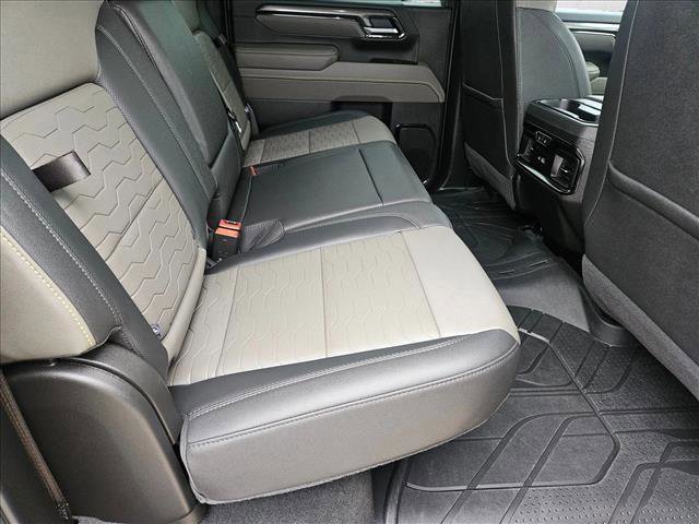 Certified 2025 Chevrolet Silverado 2500 ZR2 w/ Technology Package image 20