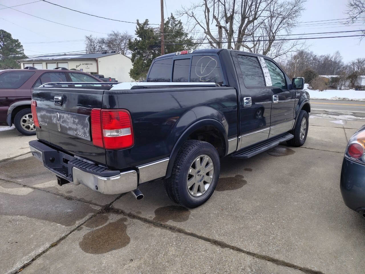 Used 2006 Lincoln Mark LT Base 4dr SuperCrew 4WD SB image 4