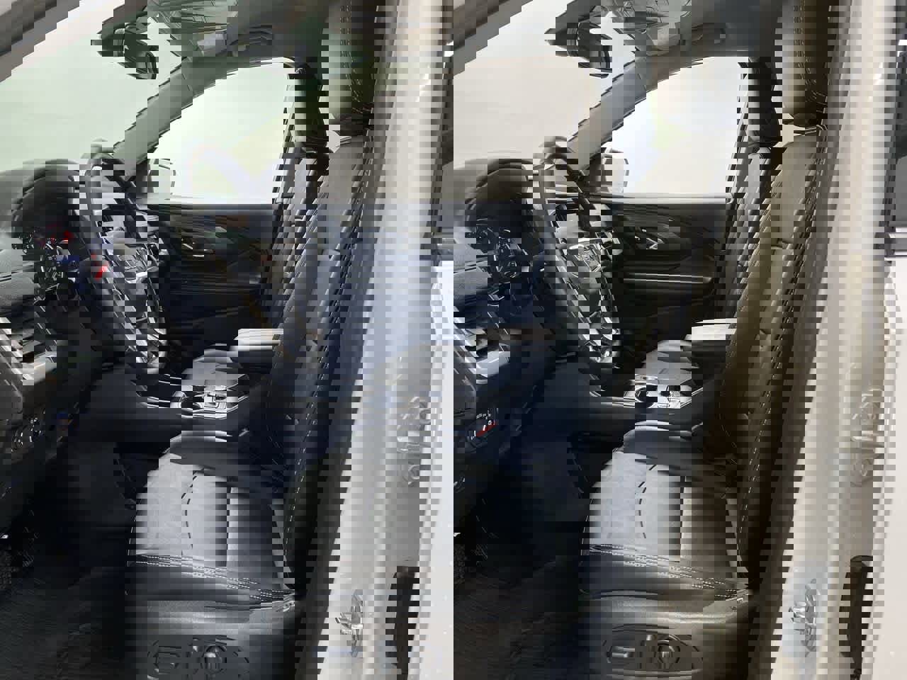 Used 2023 GMC Terrain SLT image 14