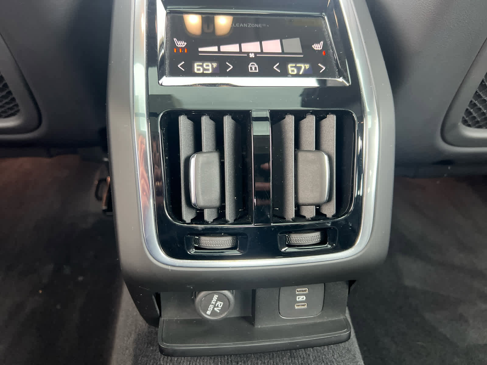 Certified 2022 Volvo S90 B6 Inscription w/ Advanced Package image 27