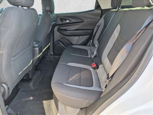 Used 2023 Chevrolet TrailBlazer LS FWD image 16