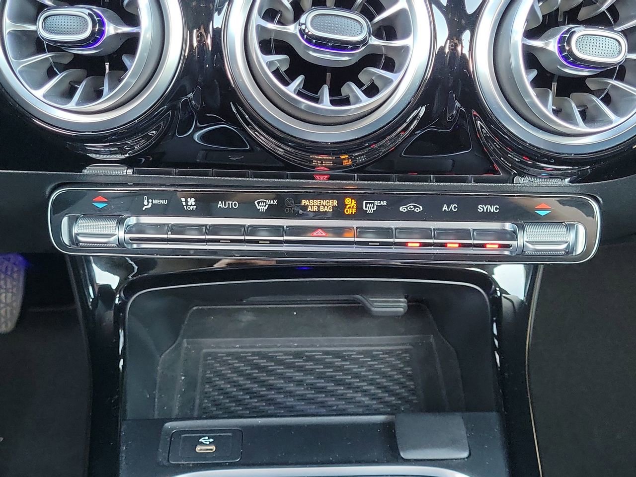 Certified 2025 Mercedes-Benz CLA 250 image 18