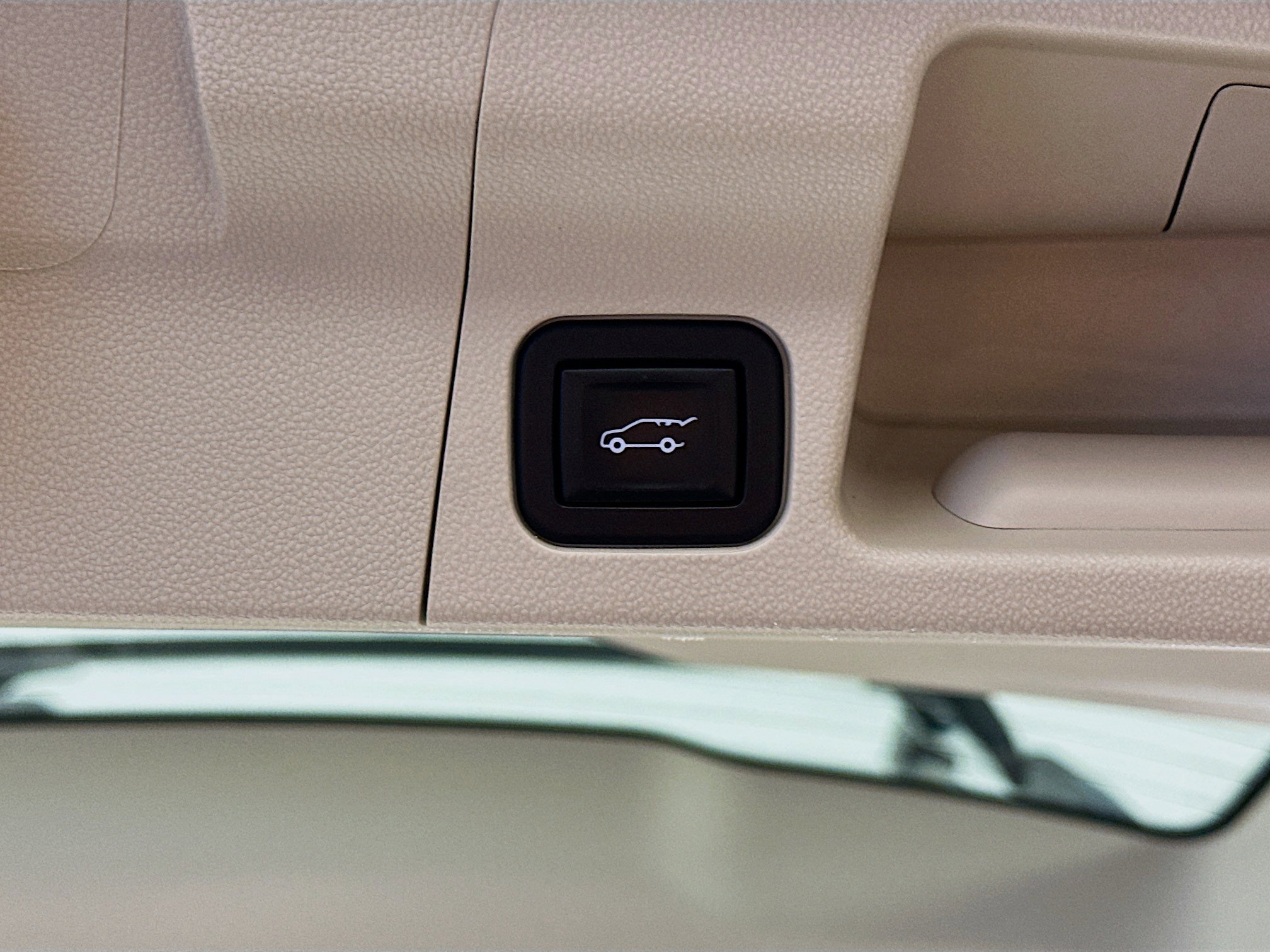 Used 2021 GMC Acadia Denali w/ Denali Technology Package FWD image 31