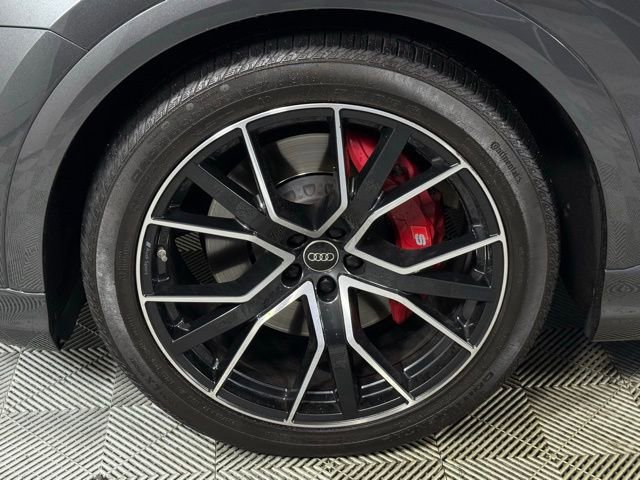 Used 2022 Audi SQ8 Prestige image 11