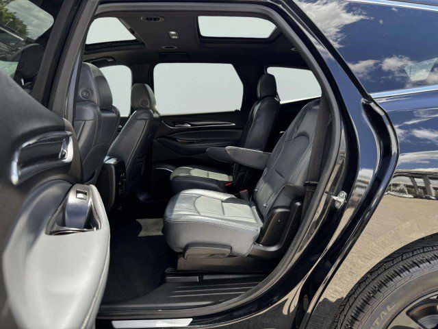 Used 2023 Buick Enclave Essence w/ Experience Buick Package FWD image 32
