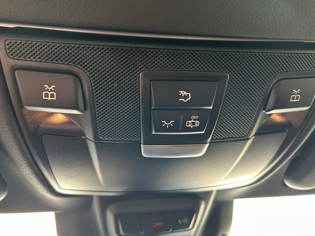 Used 2023 Mercedes-Benz E 450 Cabriolet image 54