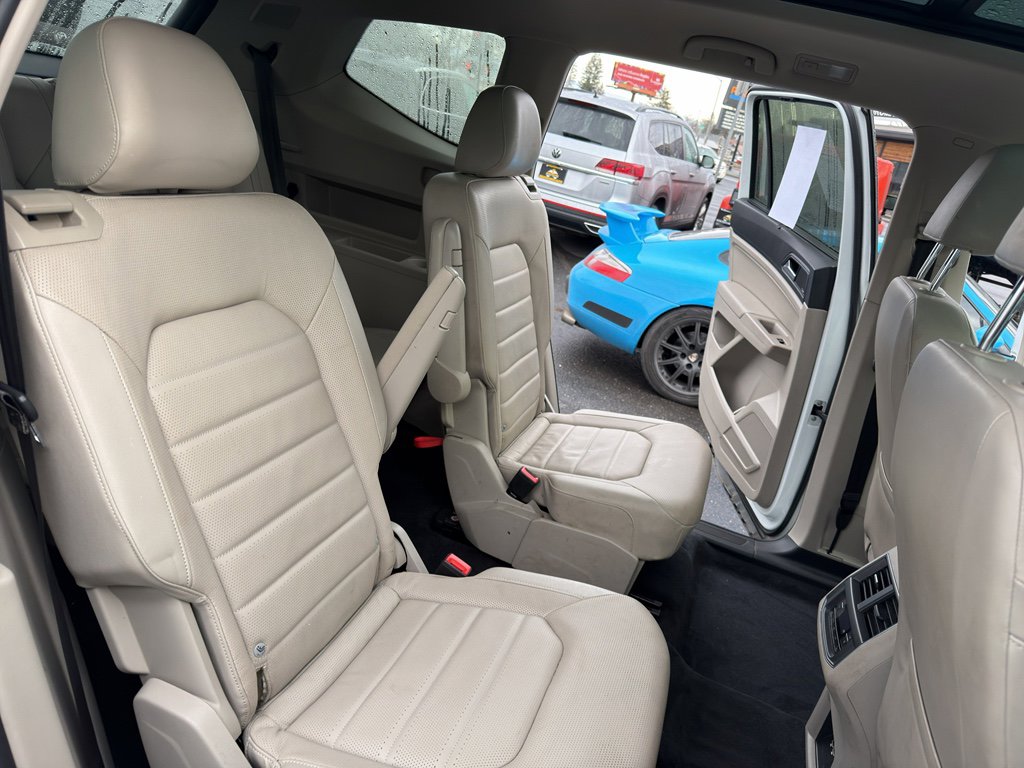Used 2018 Volkswagen Atlas SEL Premium image 18