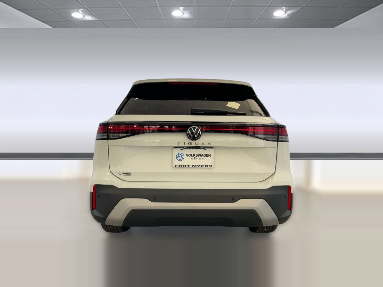 New 2026 Volkswagen Tiguan S FWD image 10