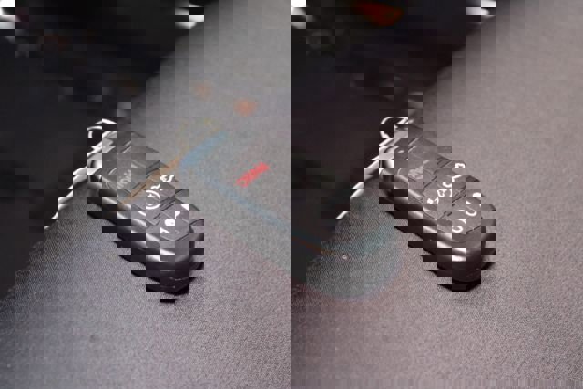 Used 2019 Chrysler 300 Touring w/ Sport Appearance Package image 13