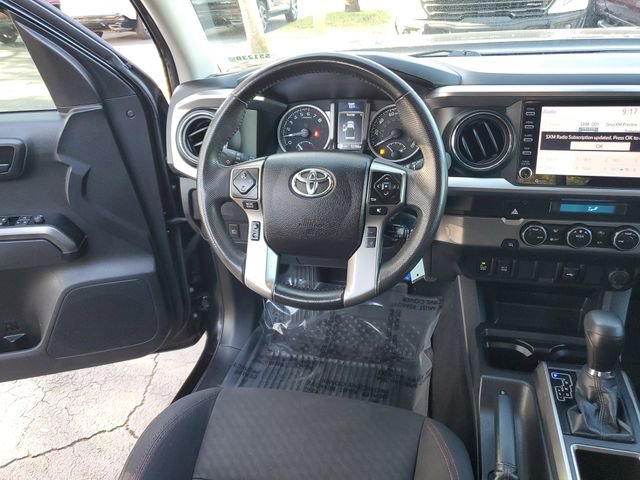 Used 2022 Toyota Tacoma SR5 w/ Technology Package image 13