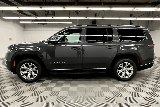 Used 2022 Jeep Wagoneer Series II AWD/4WD image 13