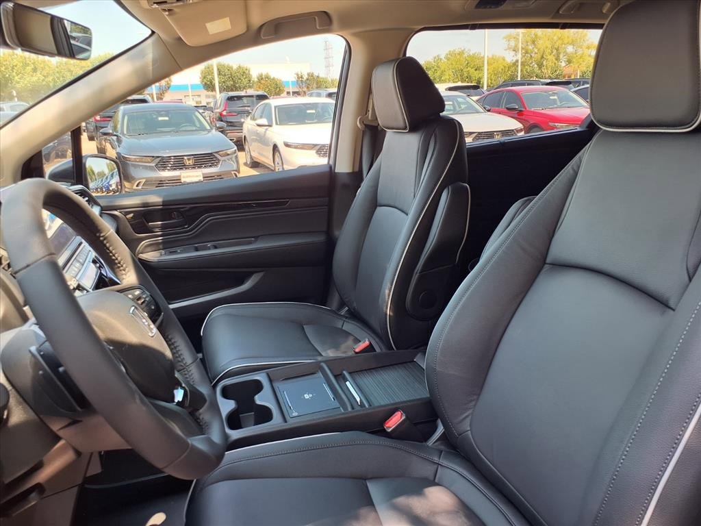 New 2026 Honda Odyssey Touring image 16