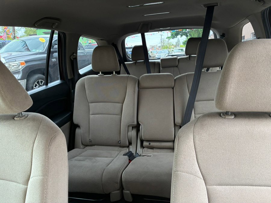 Used 2021 Honda Pilot EX image 18
