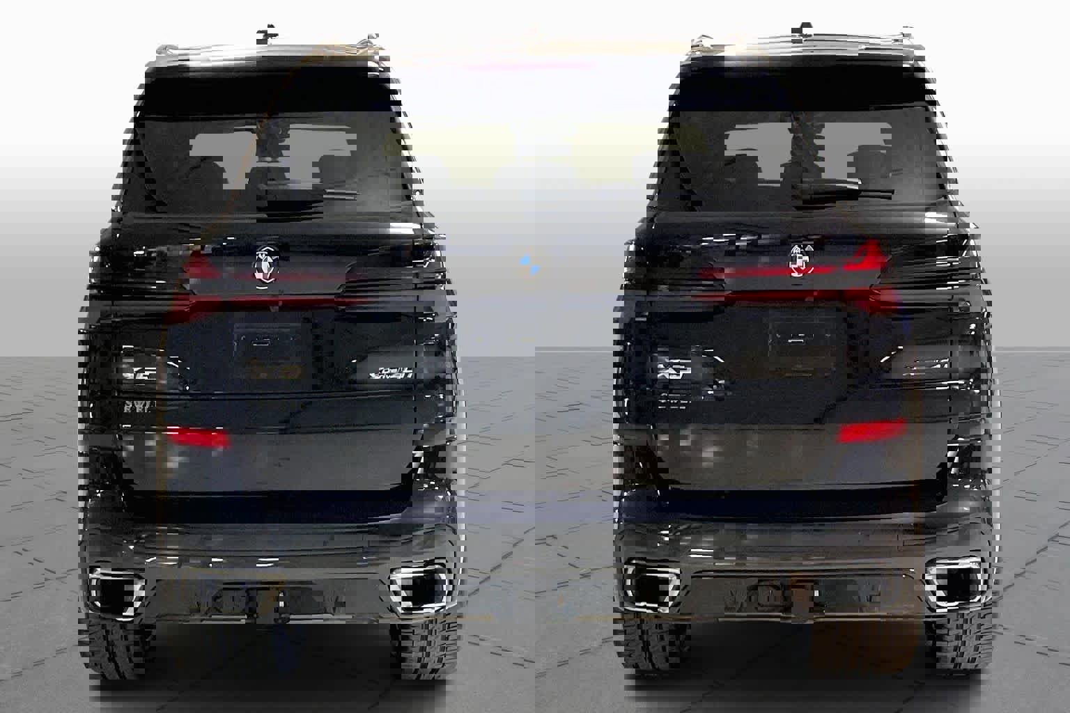 Certified 2024 BMW X5 xDrive40i w/ M Sport Package image 5