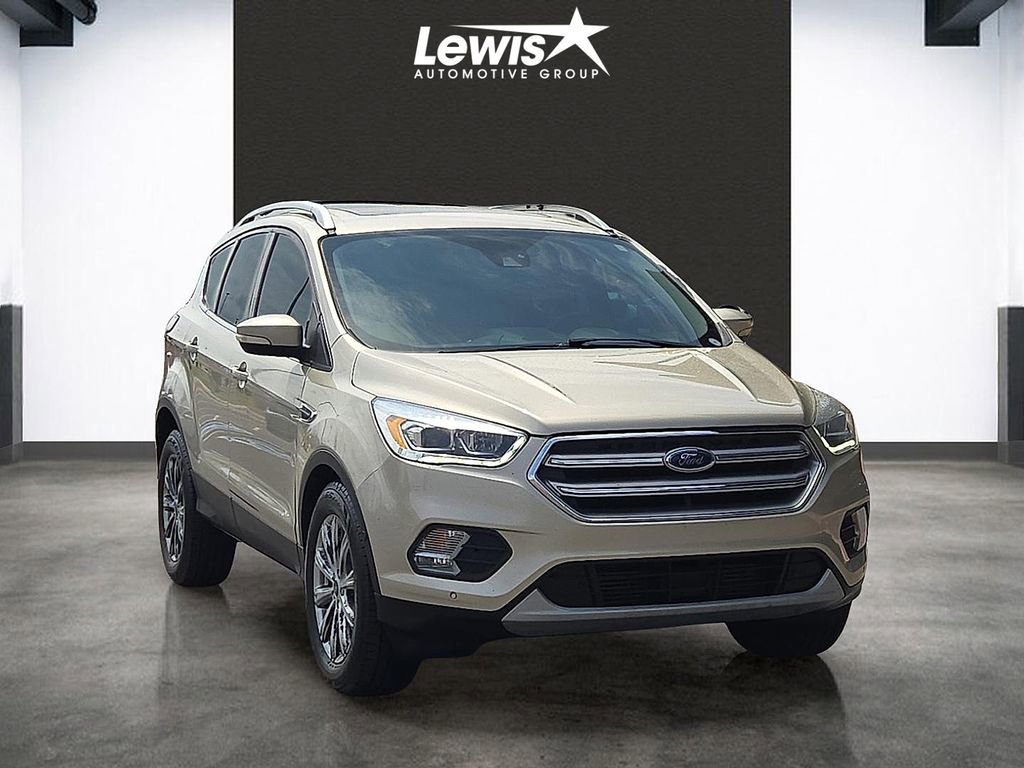 Used 2017 Ford Escape Titanium w/ Equipment Group 301A AWD/4WD image 6