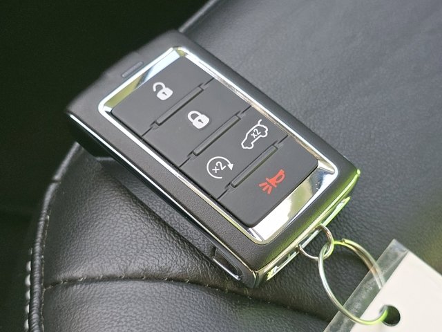 Used 2022 Jeep Grand Cherokee L Limited image 19