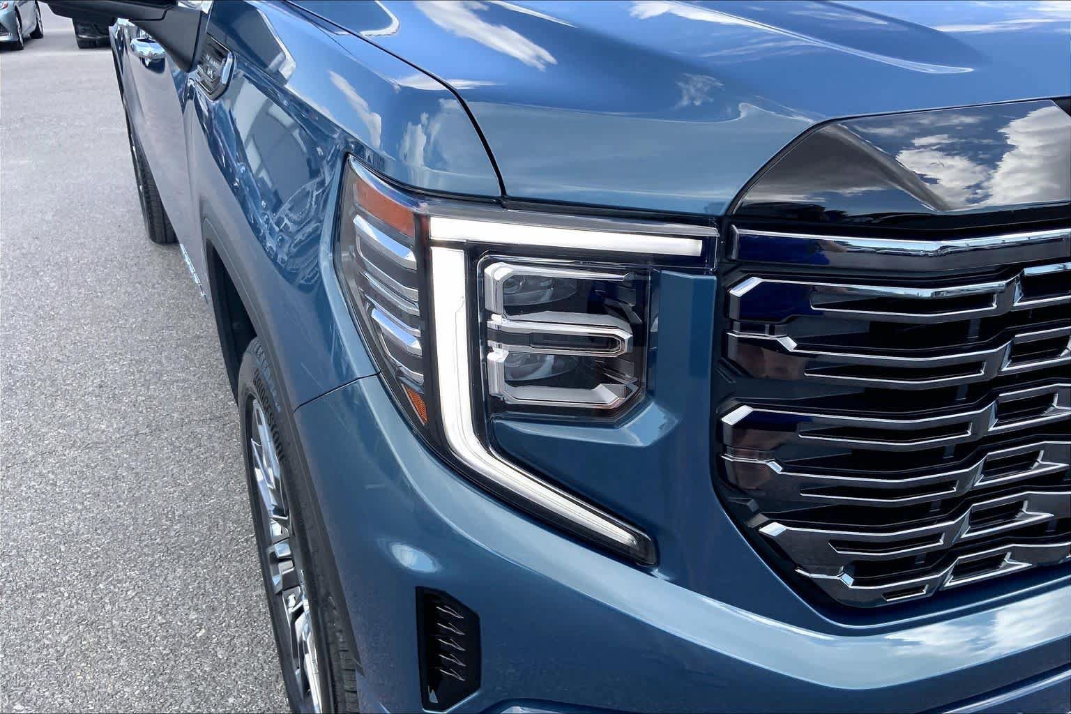 Used 2025 GMC Sierra 1500 Denali Ultimate AWD/4WD image 27