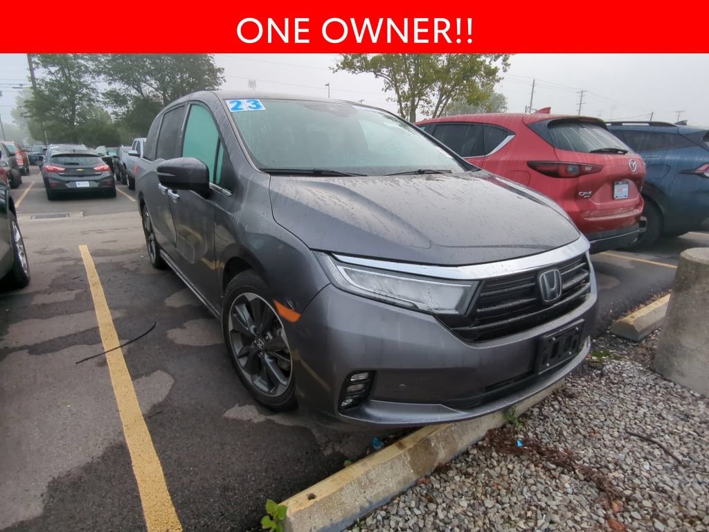 Used 2023 Honda Odyssey Elite image 3