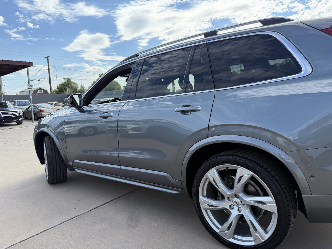 Used 2018 Volvo XC90 T6 Momentum w/ Convenience Package image 8