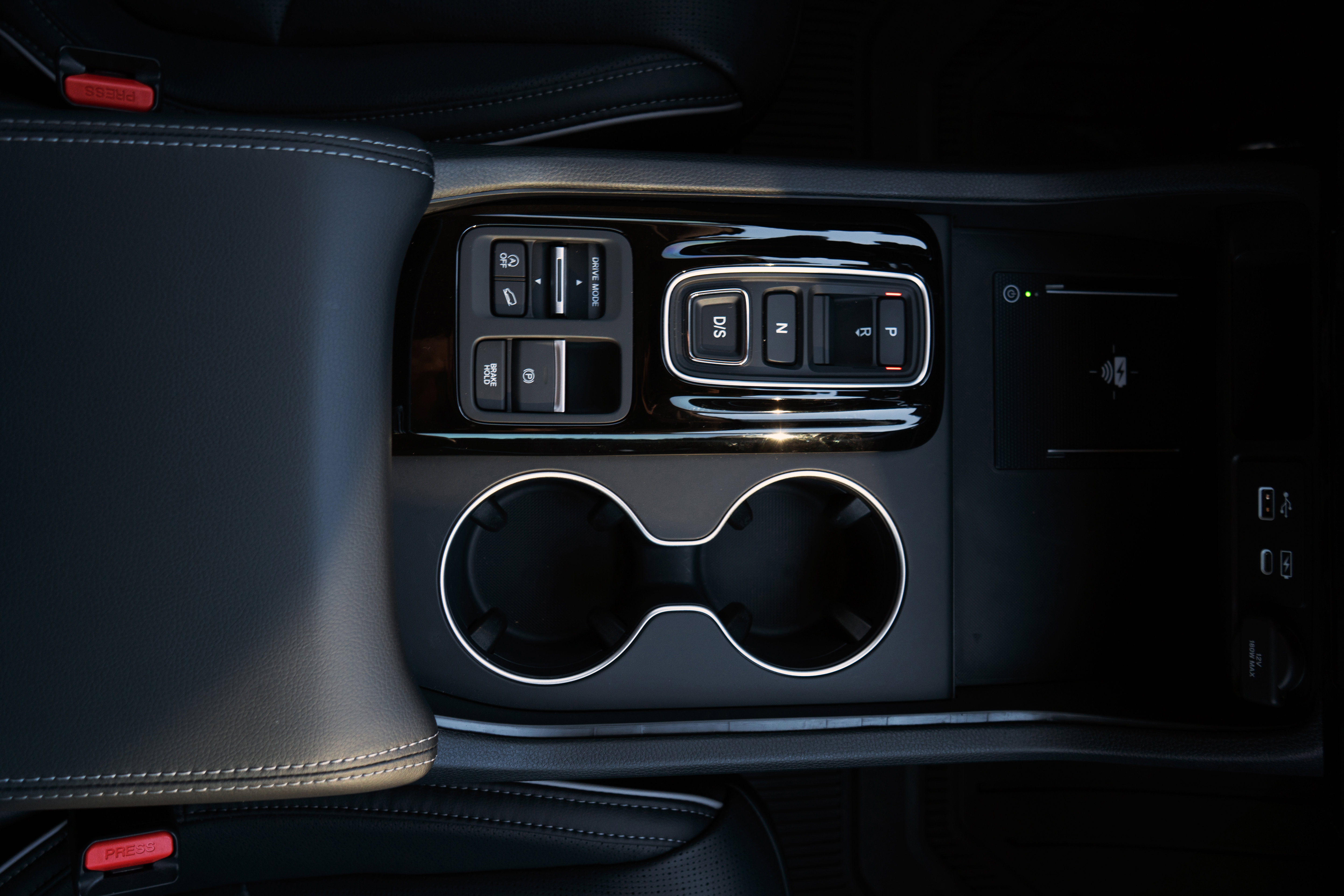 Used 2025 Honda Pilot Elite image 28