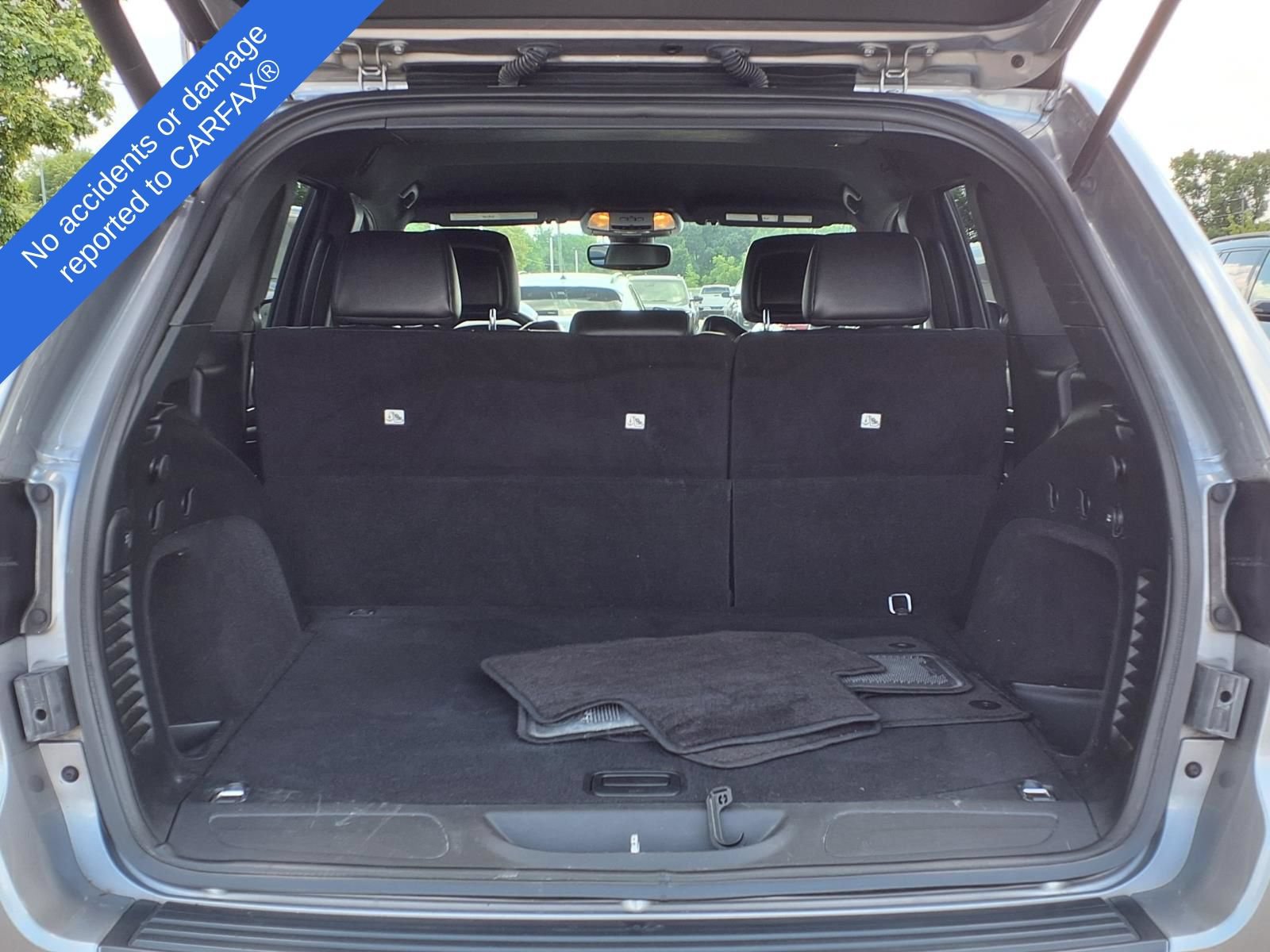 Used 2019 Jeep Grand Cherokee Altitude AWD/4WD image 10