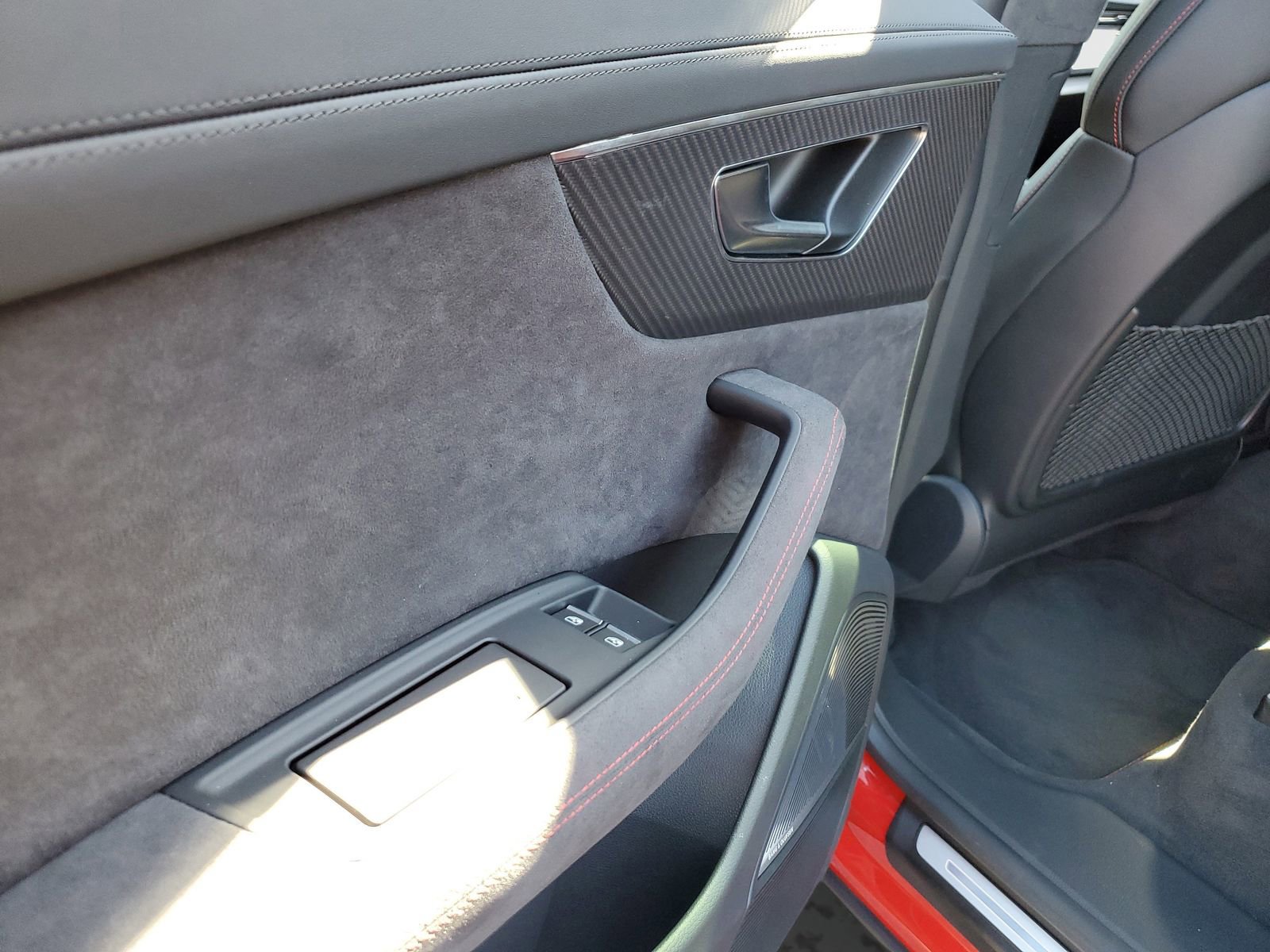 New 2025 Audi RS Q8 performance image 17