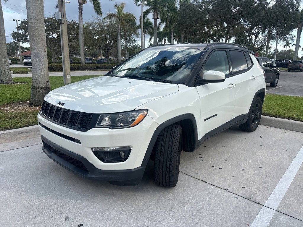 Used 2020 Jeep Compass Latitude image 4