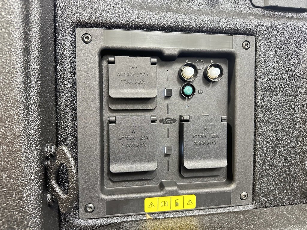 New 2025 Ford F150 Lightning Flash image 7