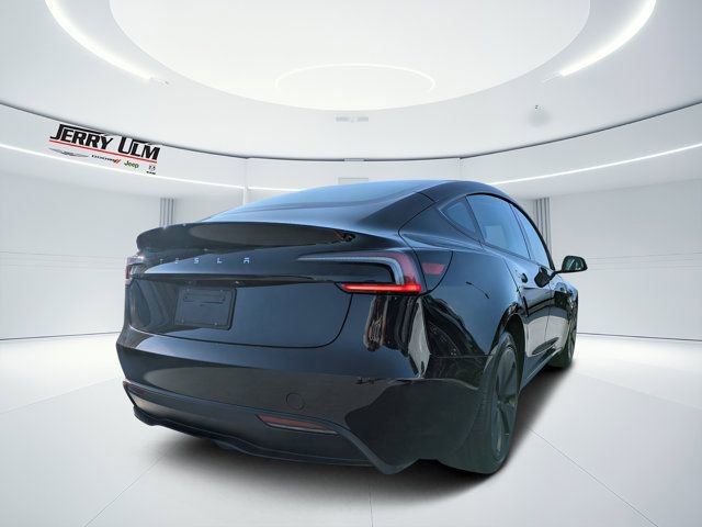 Used 2024 Tesla Model 3 Standard Range image 2