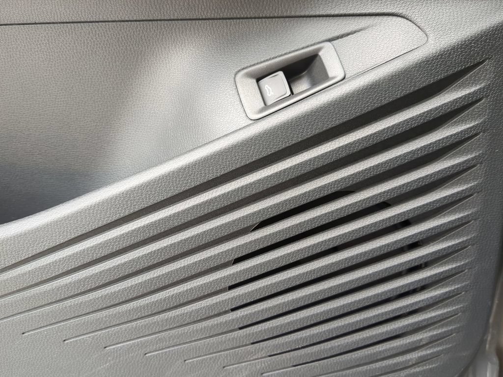 Used 2023 Volkswagen ID.4 S RWD image 19