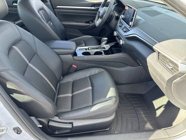 Certified 2025 Nissan Altima 2.5 SR image 26