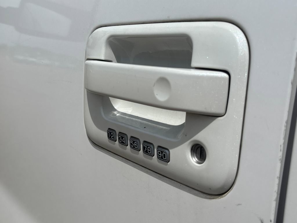 Used 2013 Ford F150 Lariat w/ Luxury Equipment Group image 34