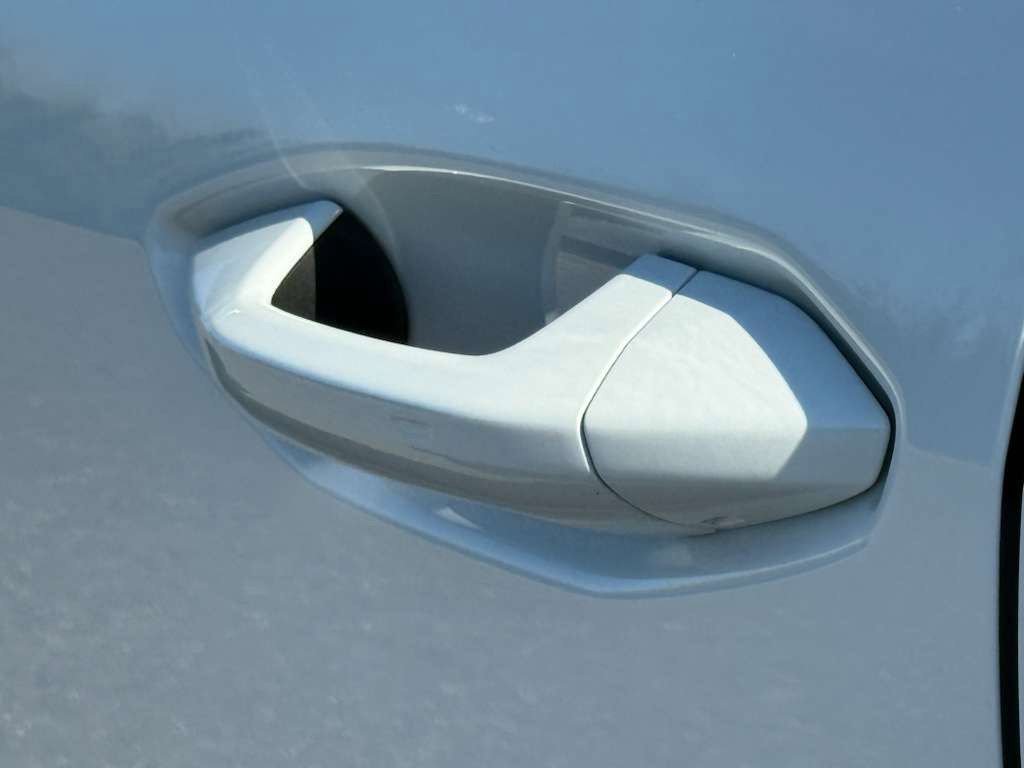 Used 2024 Audi Q4 e-tron Premium w/ Convenience Package image 50