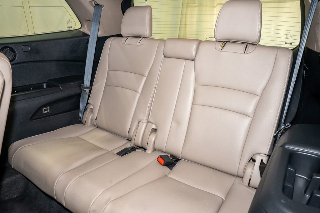 Used 2017 Honda Pilot Elite image 14