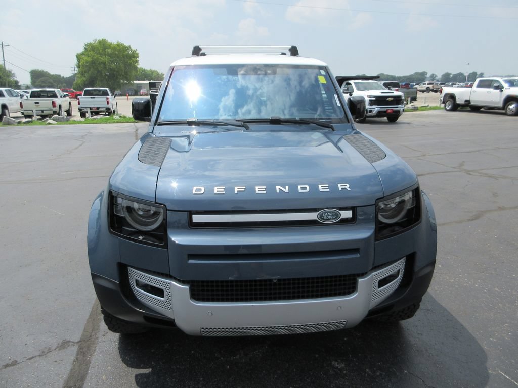Used 2021 Land Rover Defender 110 AWD/4WD image 11