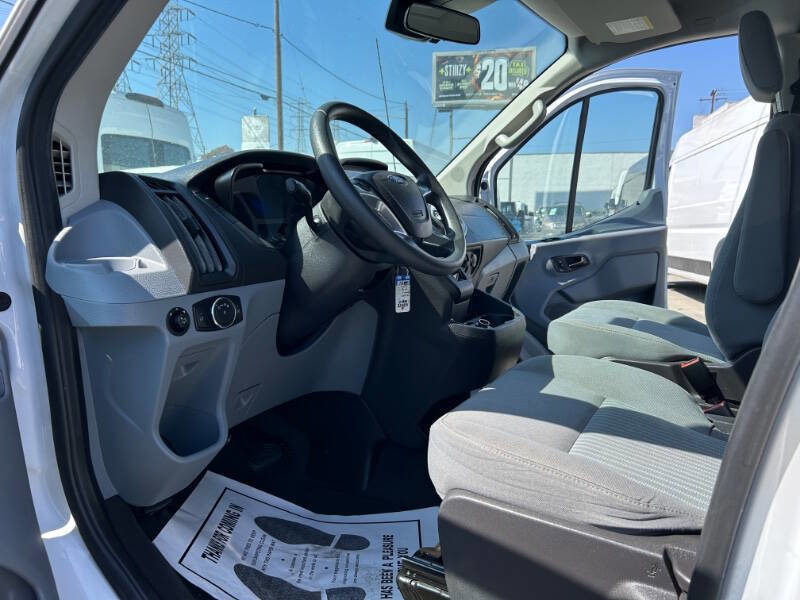 Used 2019 Ford Transit 350 XLT image 16