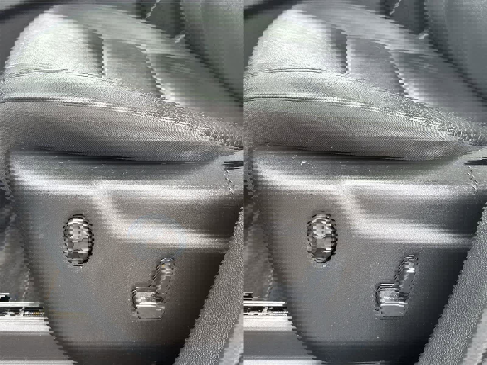 Used 2013 Jeep Grand Cherokee Laredo image 15