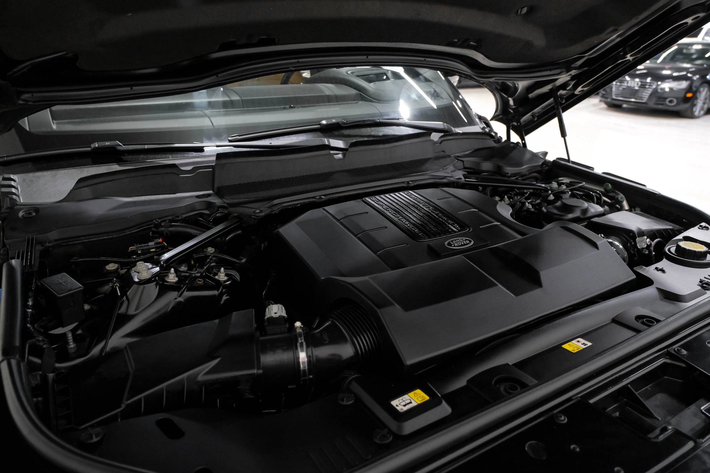 Used 2019 Land Rover Range Rover Long Wheelbase Autobiography image 58